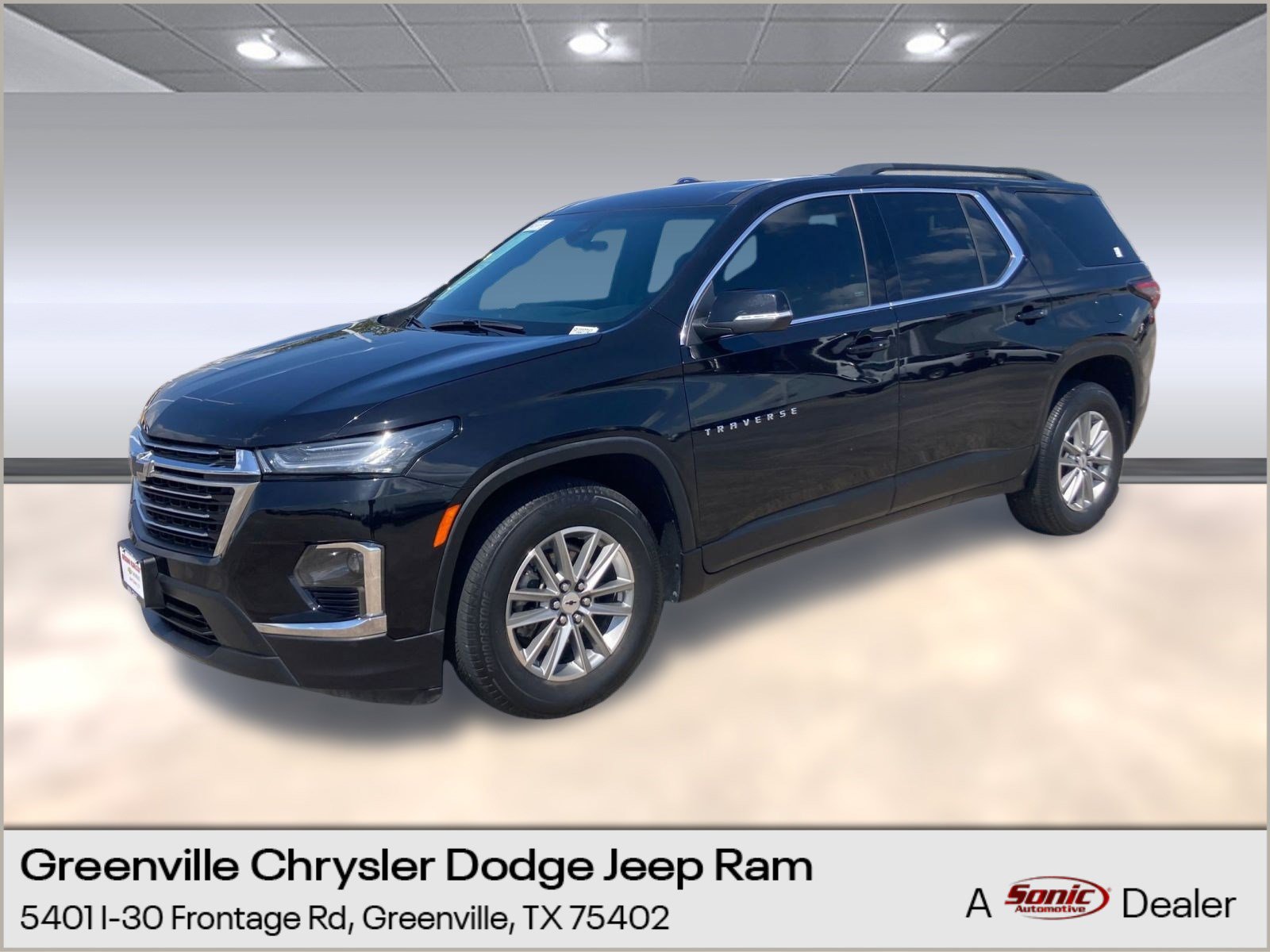 Used 2023 Chevrolet Traverse LT