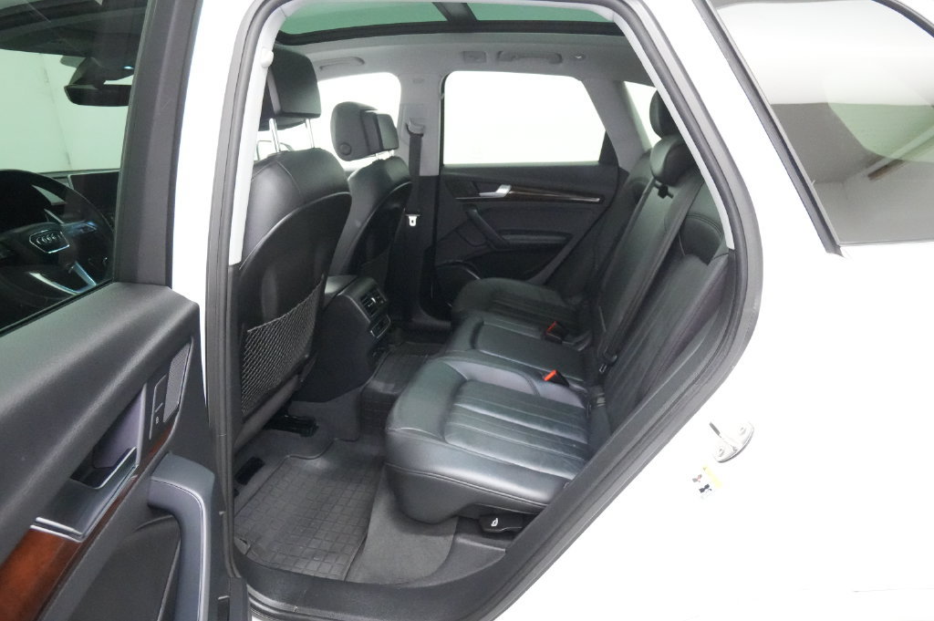 Used 2020 Audi Q5 2.0T Premium Plus w/ Premium Plus Package AWD/4WD image 22