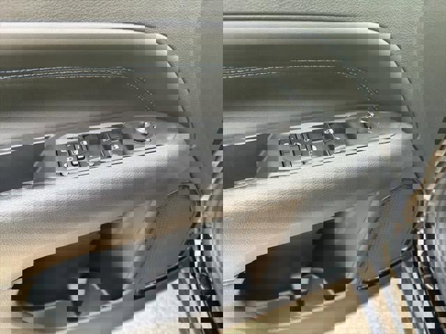 New 2026 Jeep Compass Latitude image 28