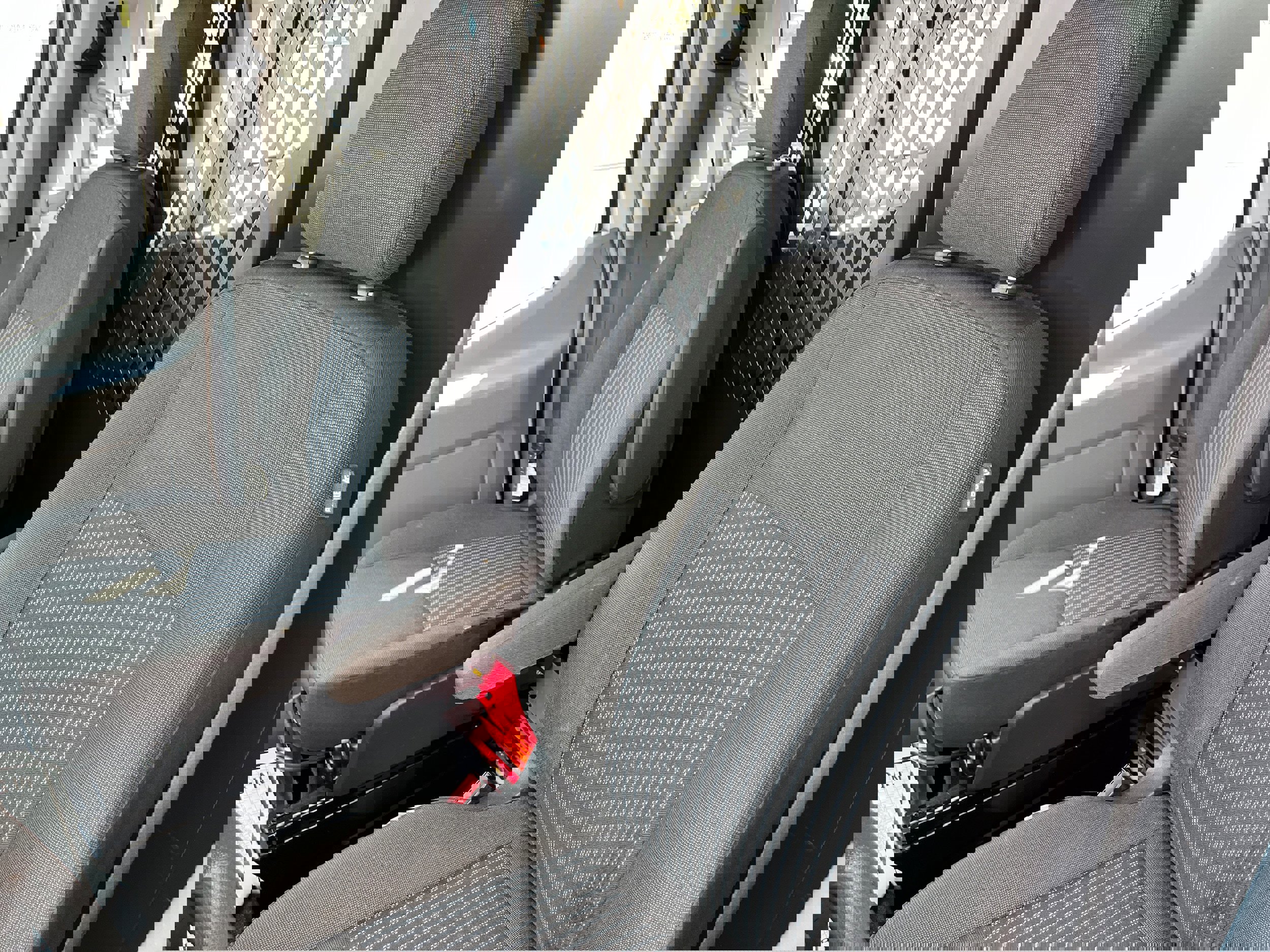 Used 2019 Ford Transit 250 130 Low Roof w/ Exterior Upgrade Package image 8