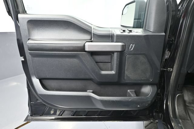 Used 2019 Ford F150 XLT w/ Equipment Group 302A Luxury AWD/4WD image 13