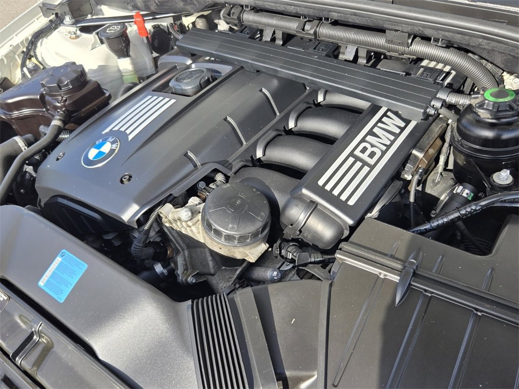 Used 2009 BMW 128i Convertible image 19