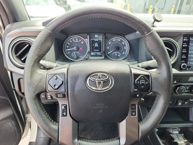 Used 2022 Toyota Tacoma TRD Off-Road w/ Technology Package AWD/4WD image 13