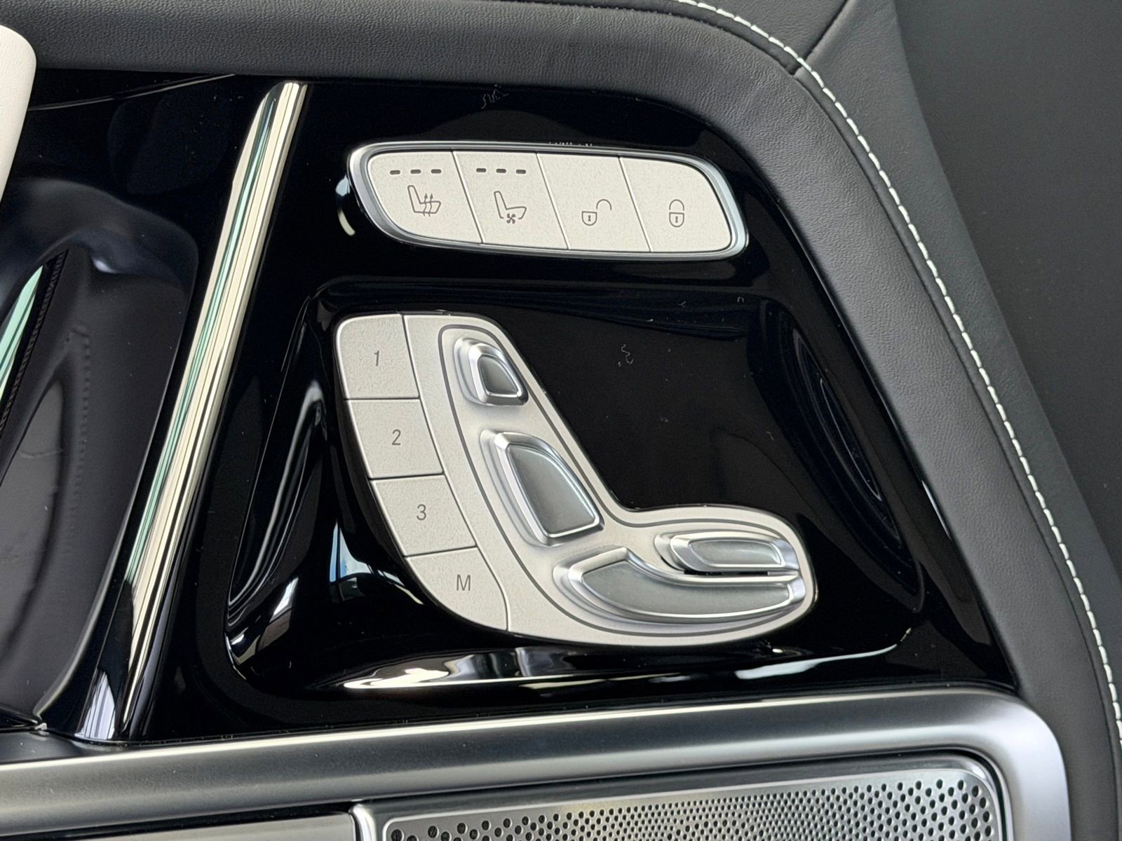 New 2026 Mercedes-Benz G 550 image 11