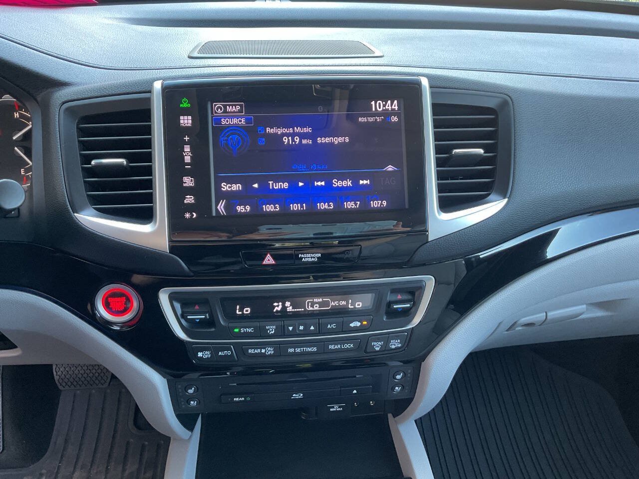 Used 2016 Honda Pilot Elite image 21