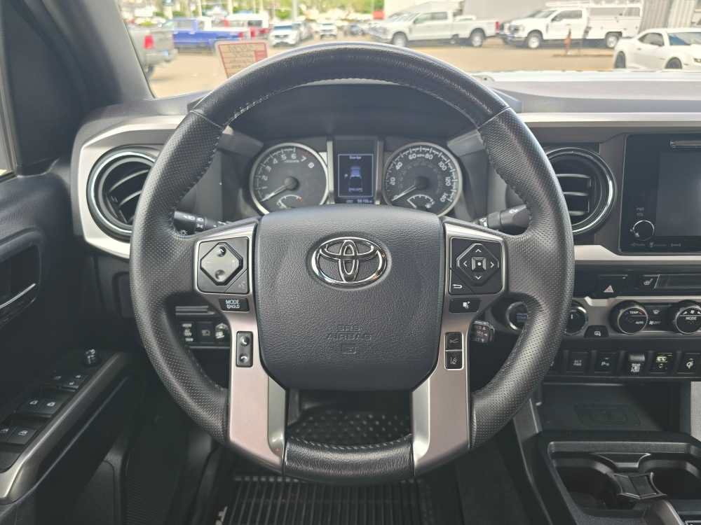 Used 2019 Toyota Tacoma Limited AWD/4WD image 11