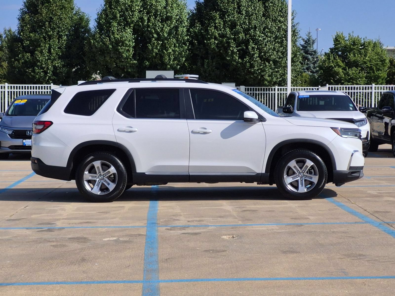 Certified 2025 Honda Pilot EX-L image 5