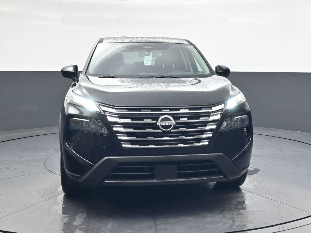 Certified 2026 Nissan Rogue SV FWD image 14