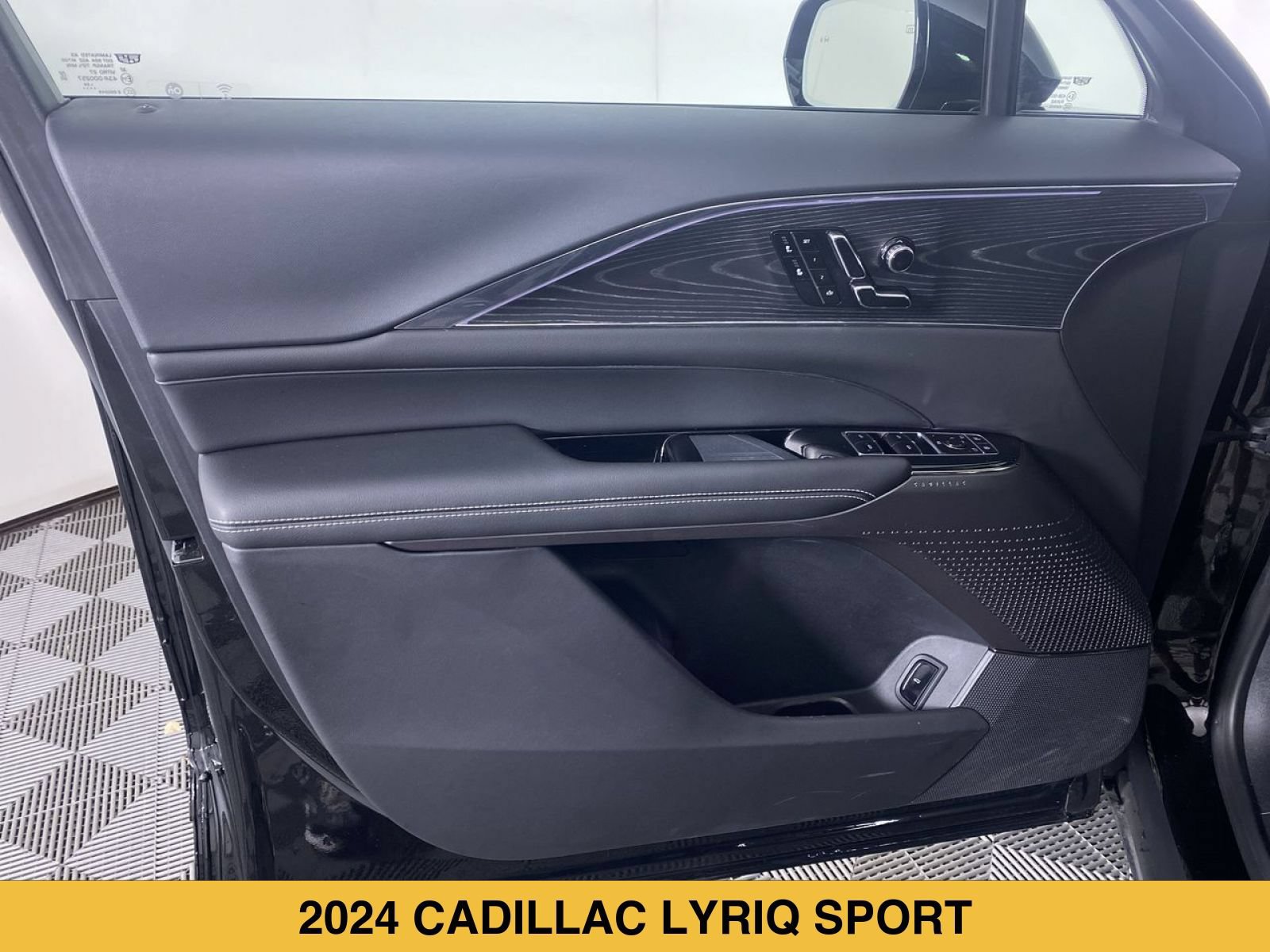 Certified 2024 Cadillac Lyriq Sport AWD/4WD image 12