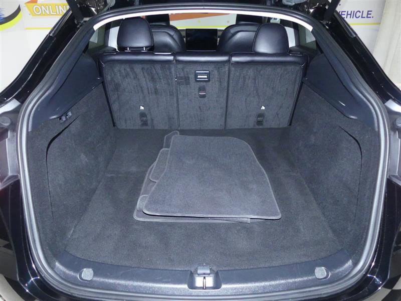 Used 2024 Tesla Model Y 2WD image 25