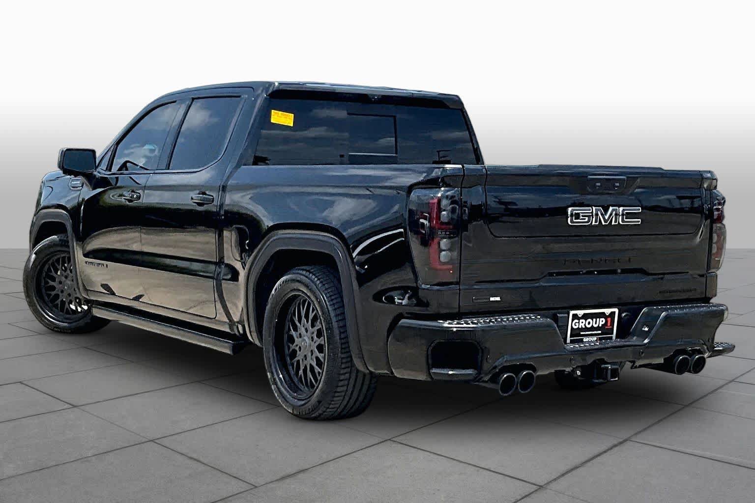 Certified 2025 GMC Sierra 1500 Denali Ultimate AWD/4WD image 32