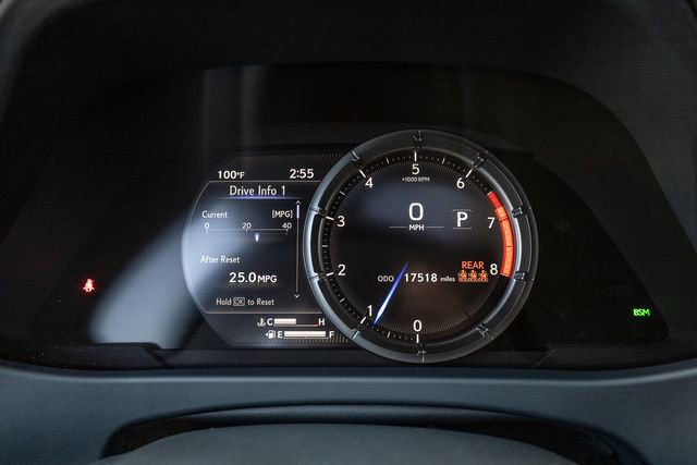 Used 2021 Lexus UX 200 F Sport w/ F Sport Luxury Package image 10