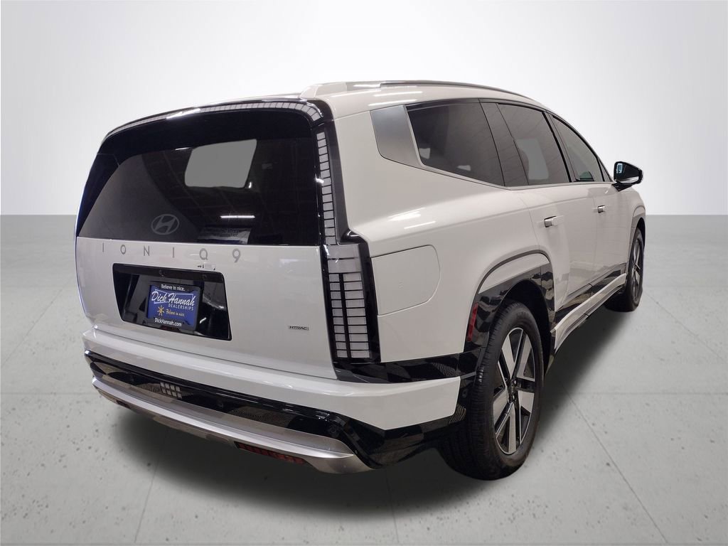 New 2026 Hyundai Ioniq 9 SEL image 12