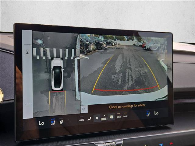 New 2026 Lexus ES 350e FWD image 13