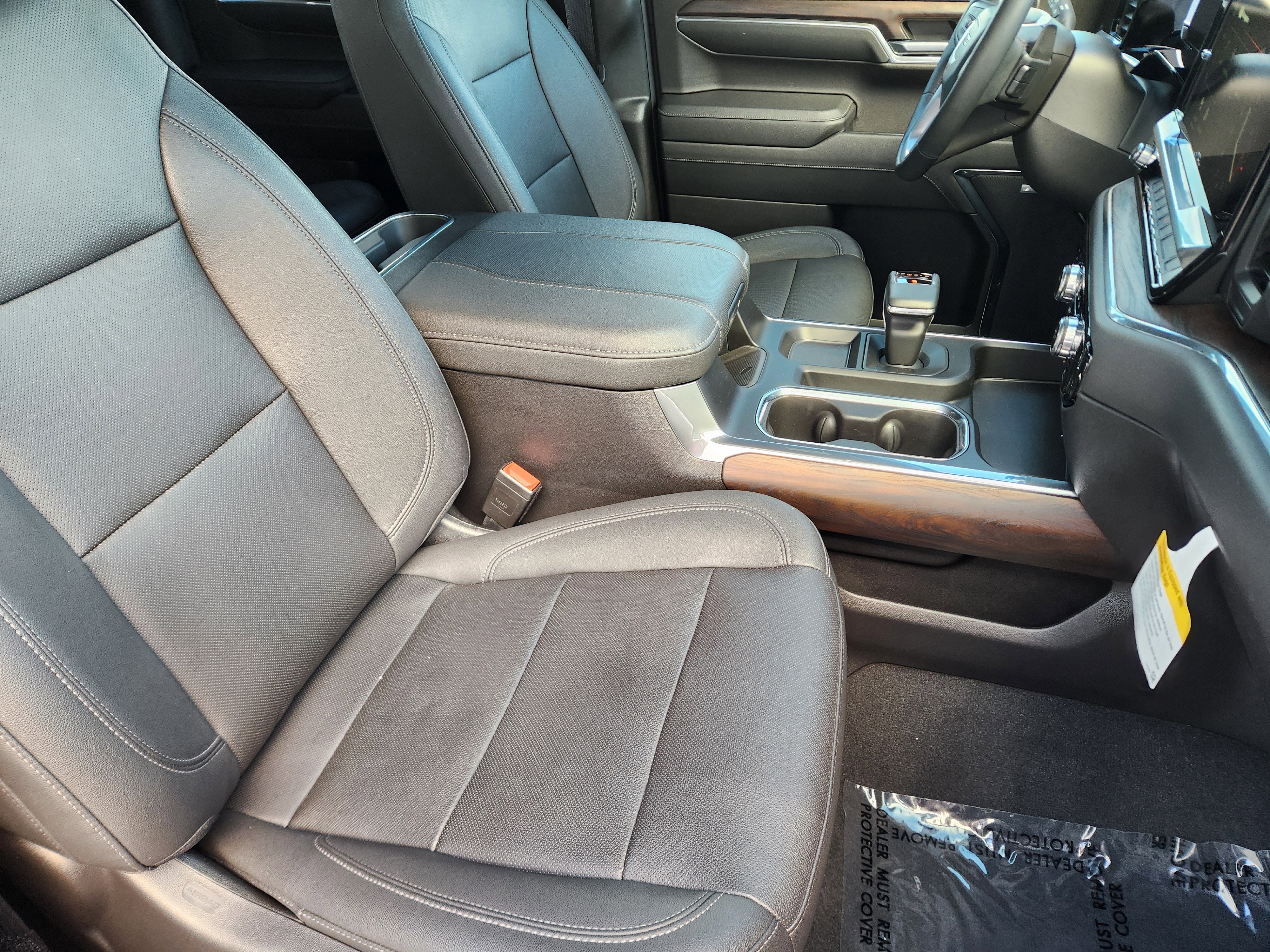 Used 2023 GMC Sierra 1500 SLT w/ SLT Convenience Package image 14