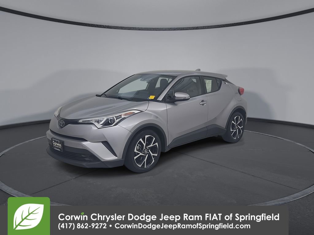 Used 2019 Toyota C-HR XLE FWD image 6