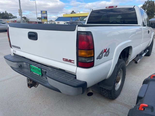 Used 2005 GMC Sierra 3500 SLE w/ Skid Plate Package image 3