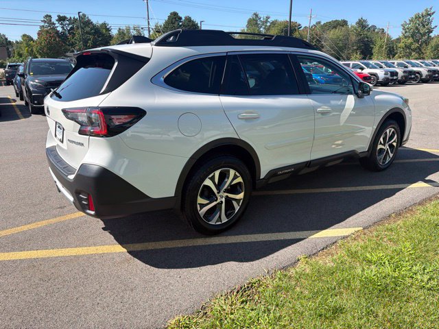 Used 2022 Subaru Outback Limited AWD/4WD image 5