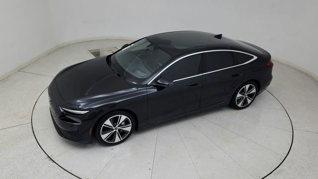 Used 2025 Audi A6 e-tron Prestige w/ Black Warm Weather Package image 83