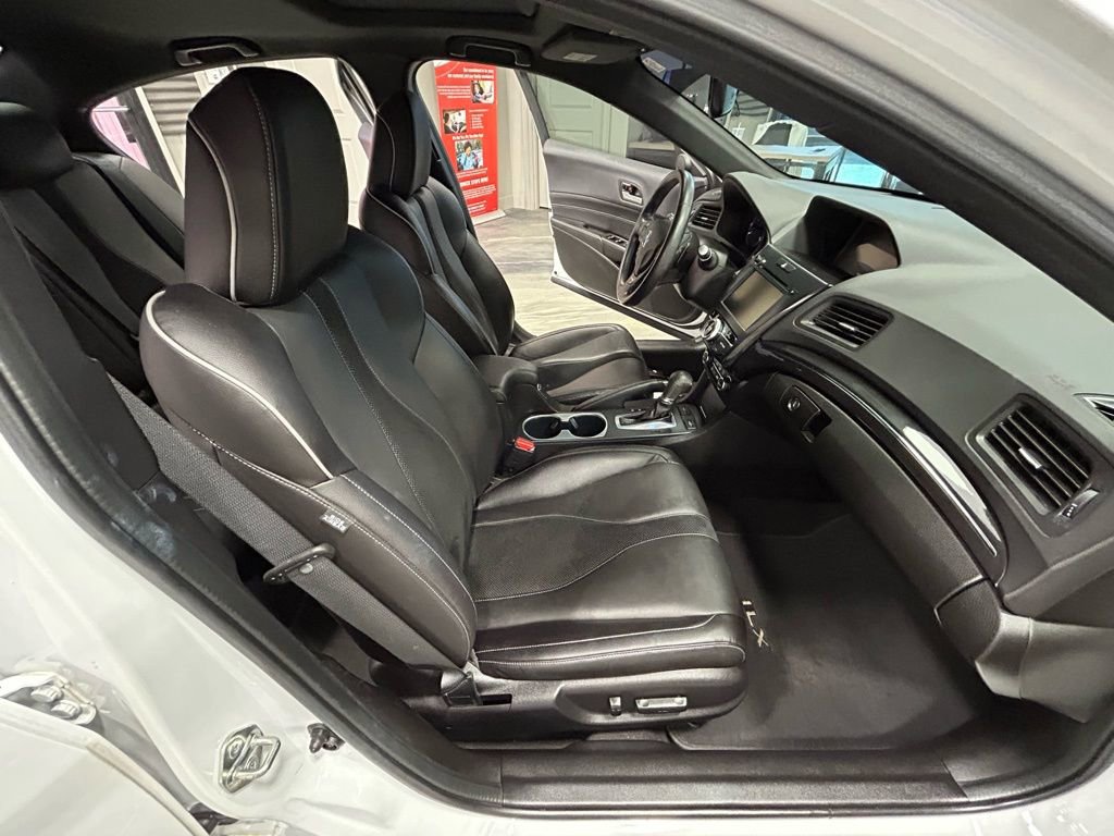 Used 2019 Acura ILX w/ Premium & A-SPEC Package image 37