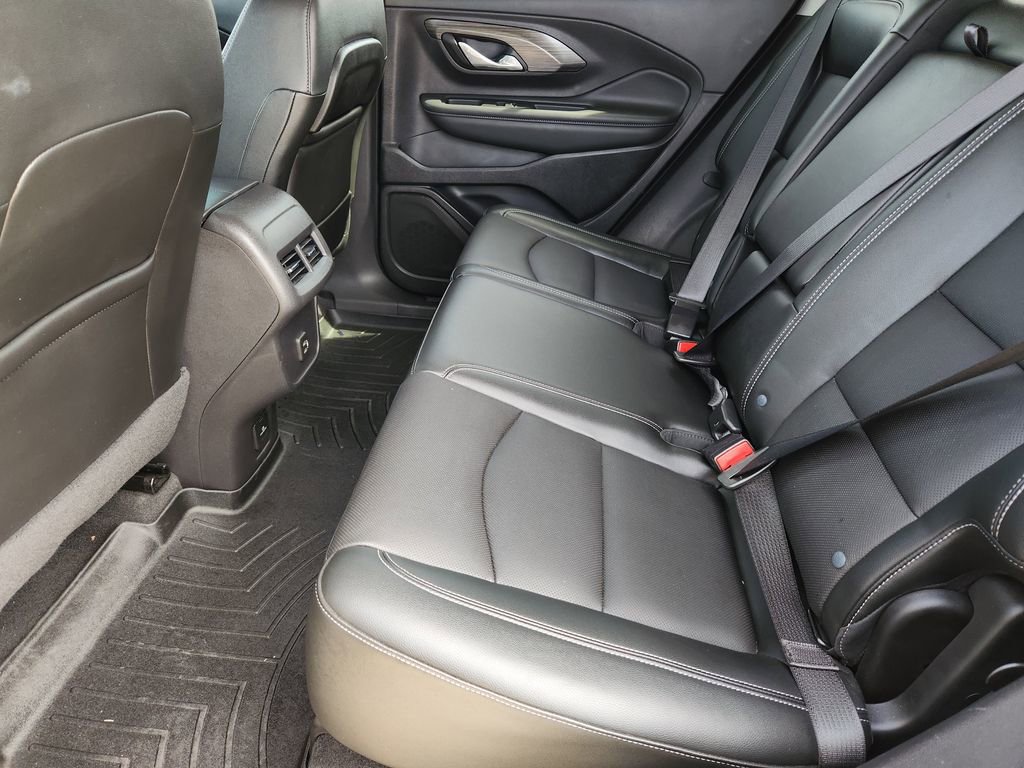 Used 2024 GMC Terrain SLT w/ Tech Package image 37