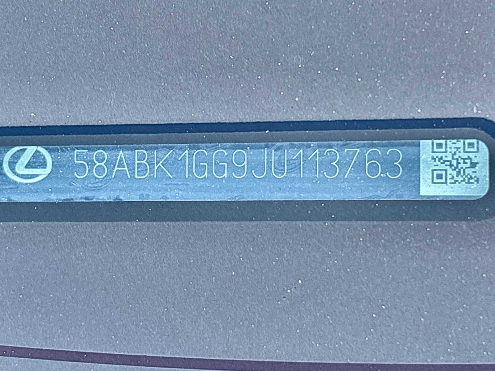 Used 2018 Lexus ES 350 w/ Luxury Package w/Wood Trim image 24