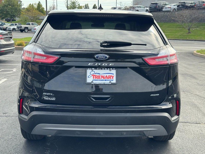 Used 2024 Ford Edge SEL image 5