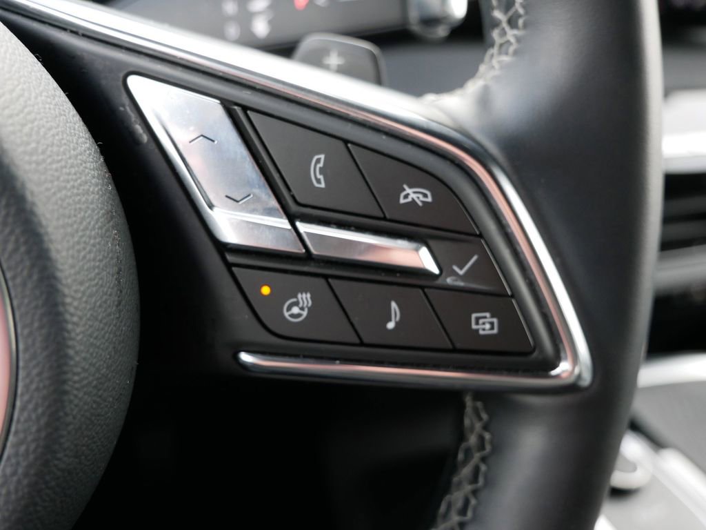 Used 2025 Buick Enclave Sport Touring AWD/4WD image 33