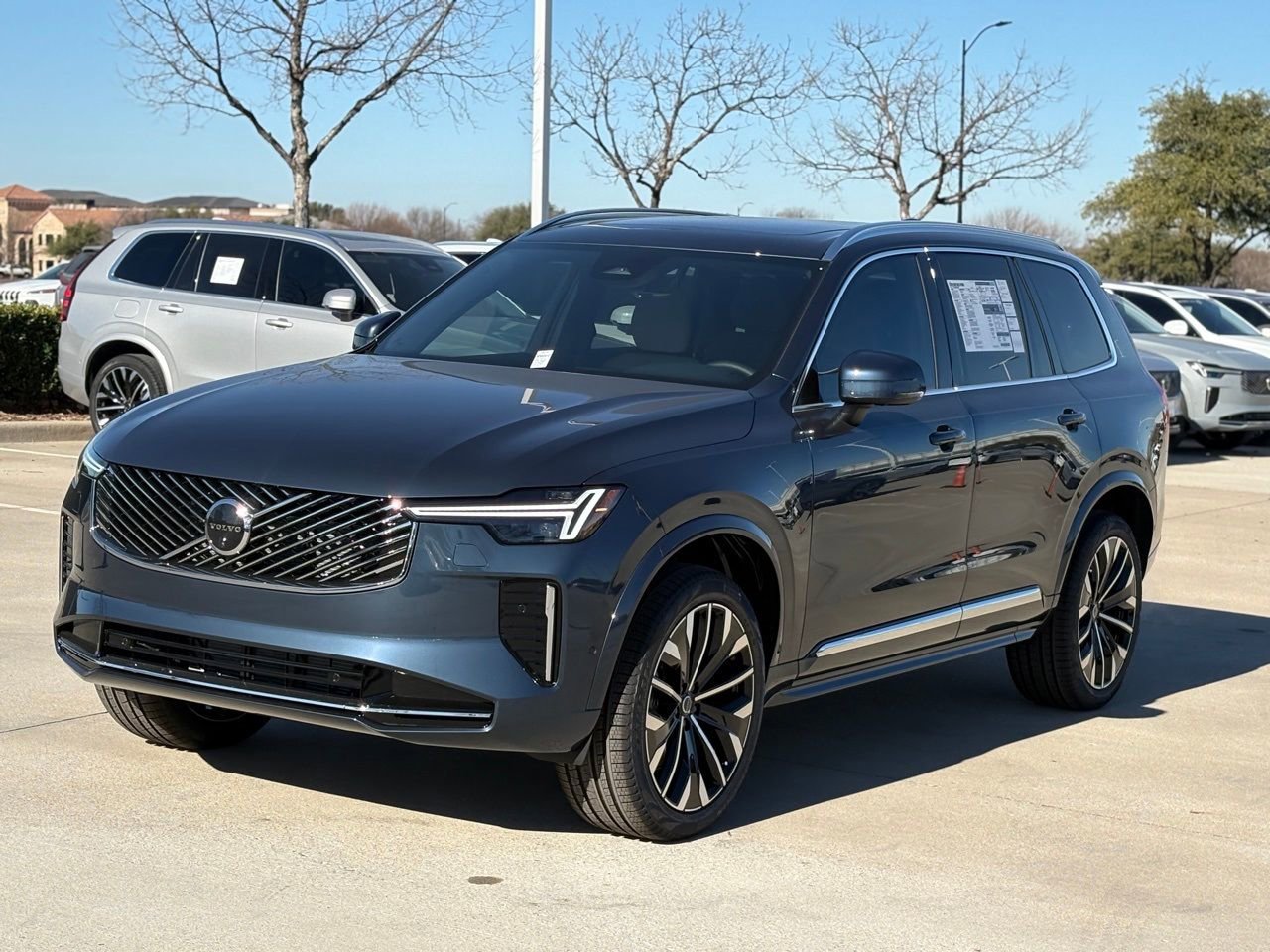 New 2026 Volvo XC90 B6 Plus image 3