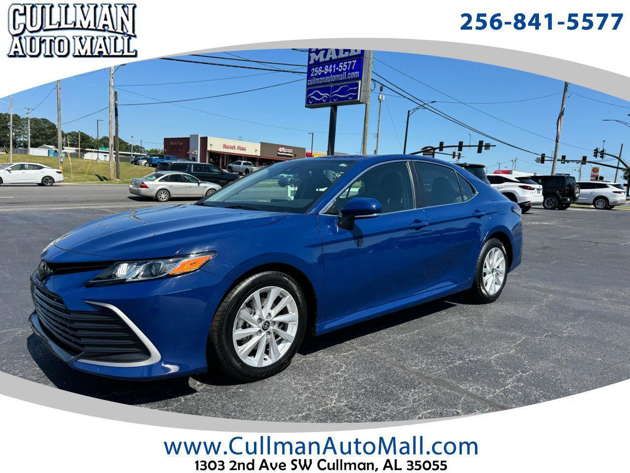 Used 2023 Toyota Camry LE w/ Convenience Package FWD image 1