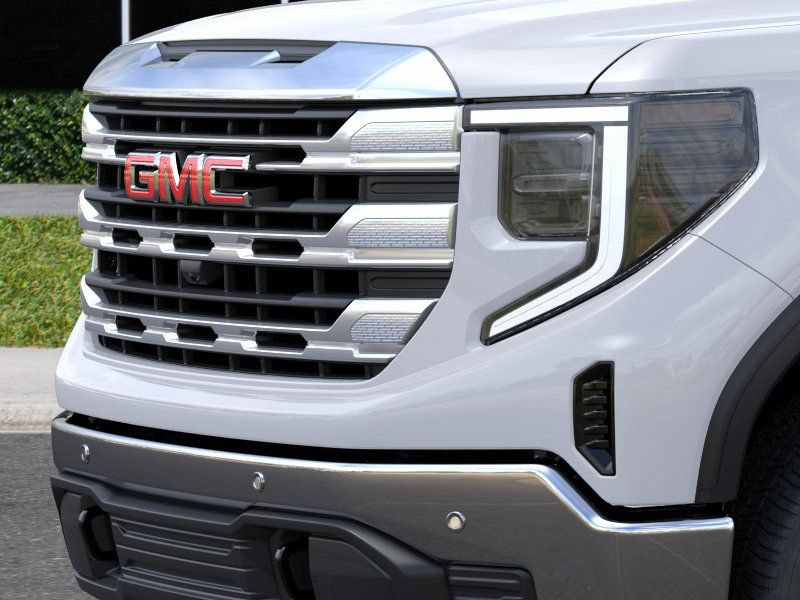 New 2026 GMC Sierra 1500 SLE w/ Preferred Package AWD/4WD image 13