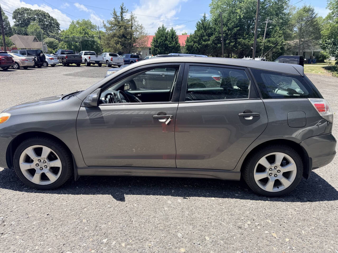 Used 2007 Toyota Matrix FWD image 9