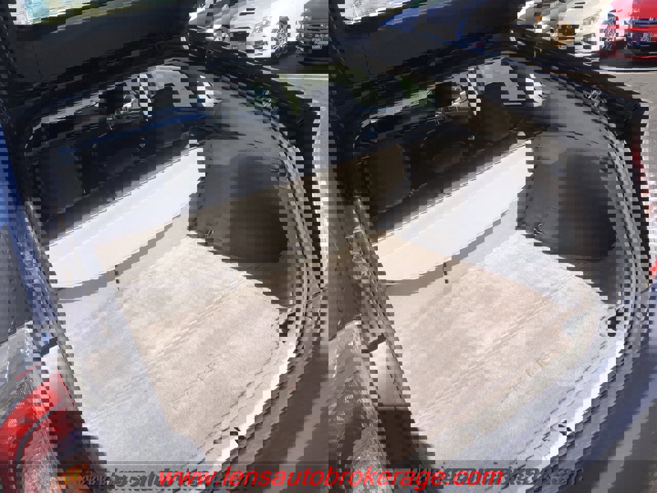 Used 2013 Toyota Prius Four image 17