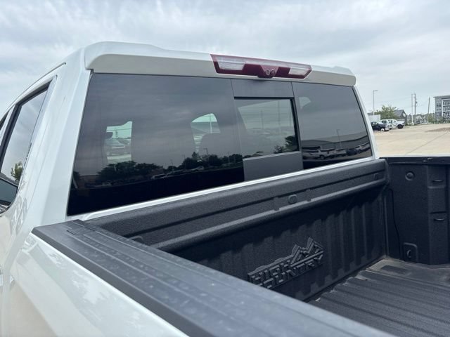 Used 2021 Chevrolet Silverado 1500 High Country w/ Technology Package AWD/4WD image 25