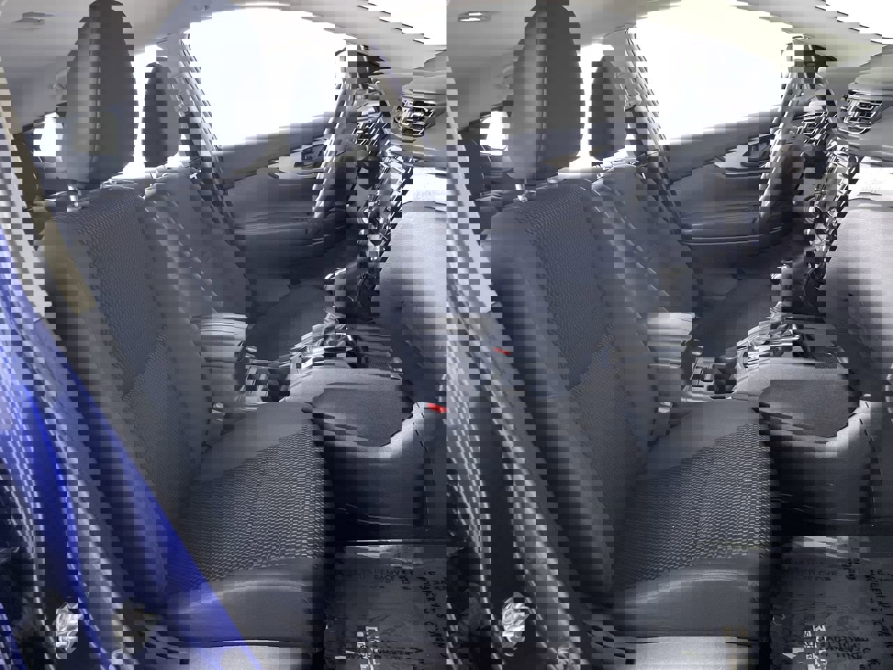 Used 2019 Nissan Rogue Sport S image 23