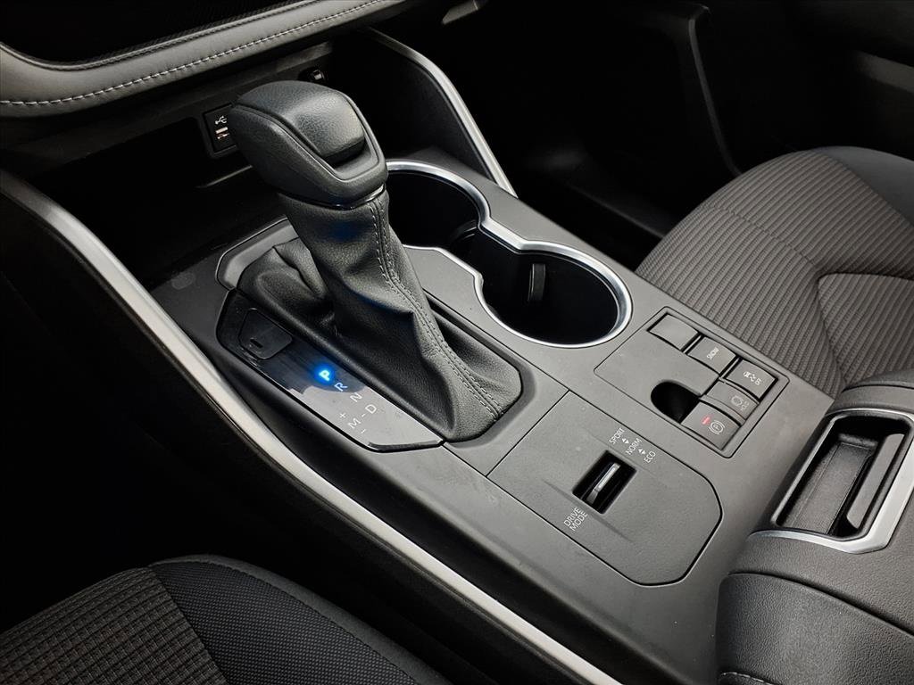 Used 2023 Toyota Highlander L image 20