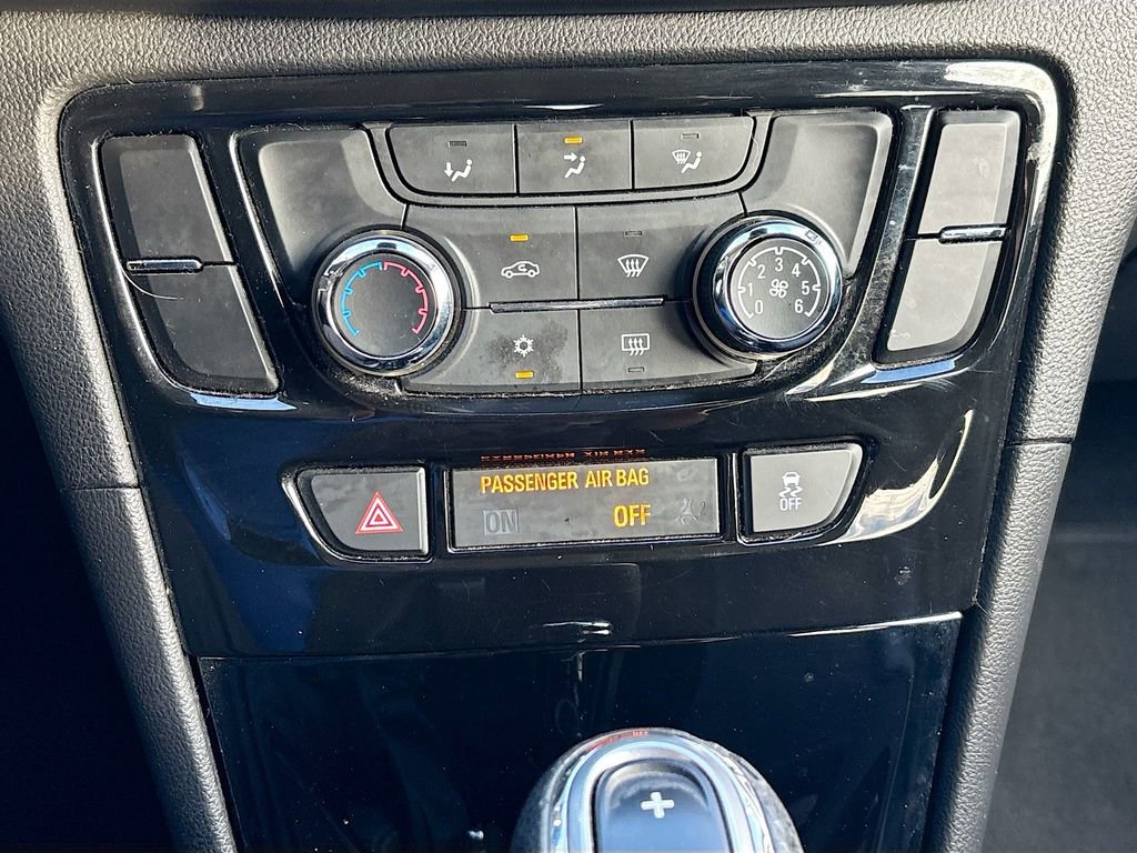 Used 2018 Buick Encore Preferred image 16