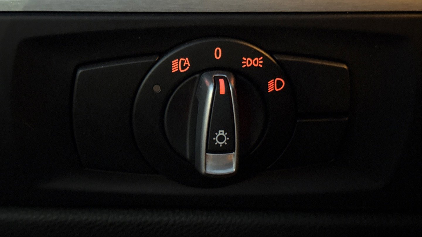 Used 2011 BMW M3 Convertible image 42