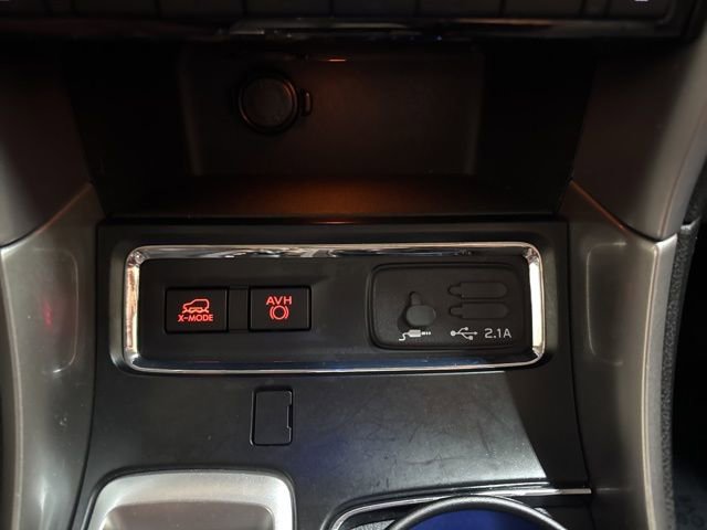 Certified 2022 Subaru Ascent Limited w/ Technology Package image 23