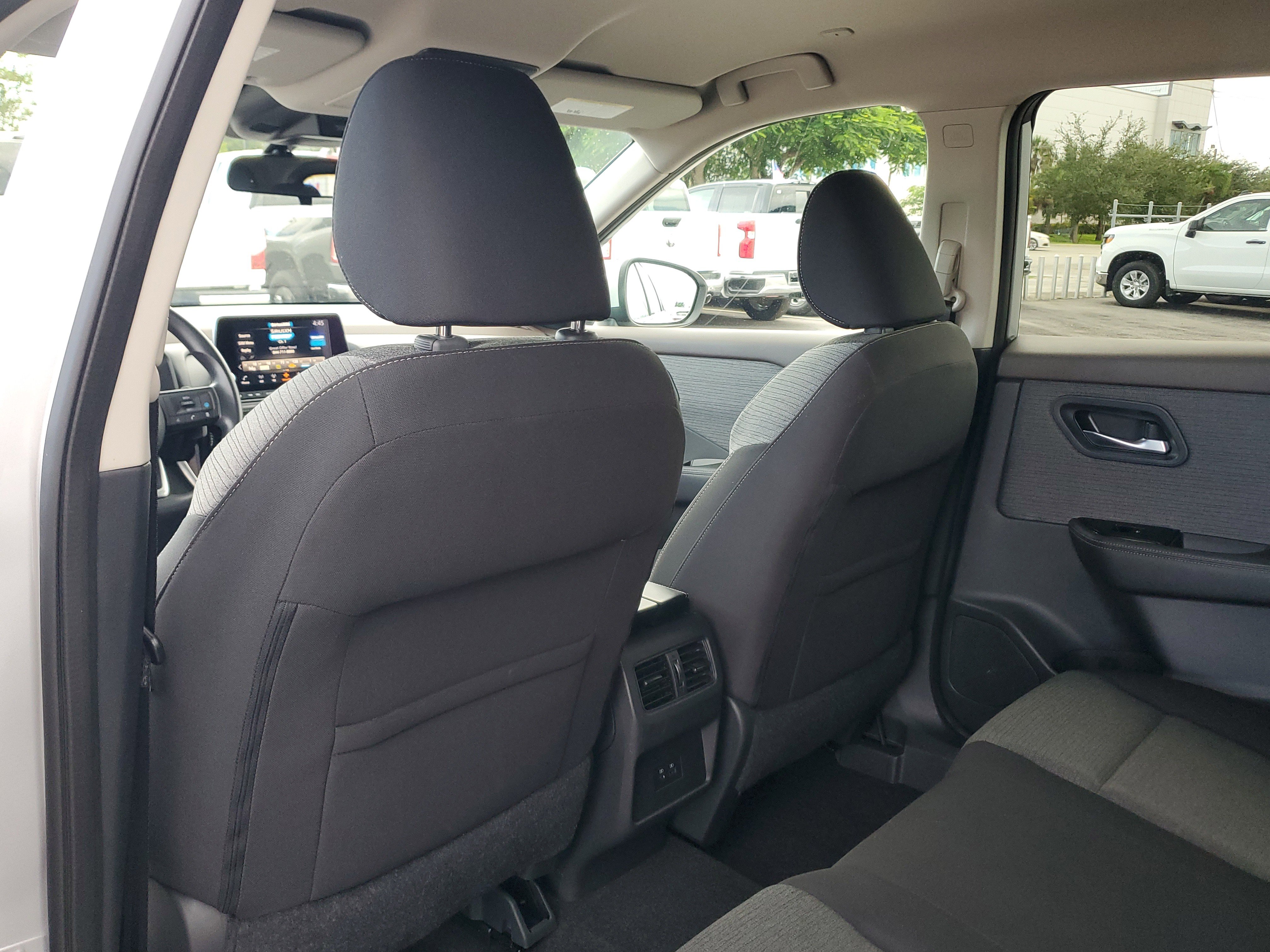 Certified 2022 Nissan Rogue SV image 14