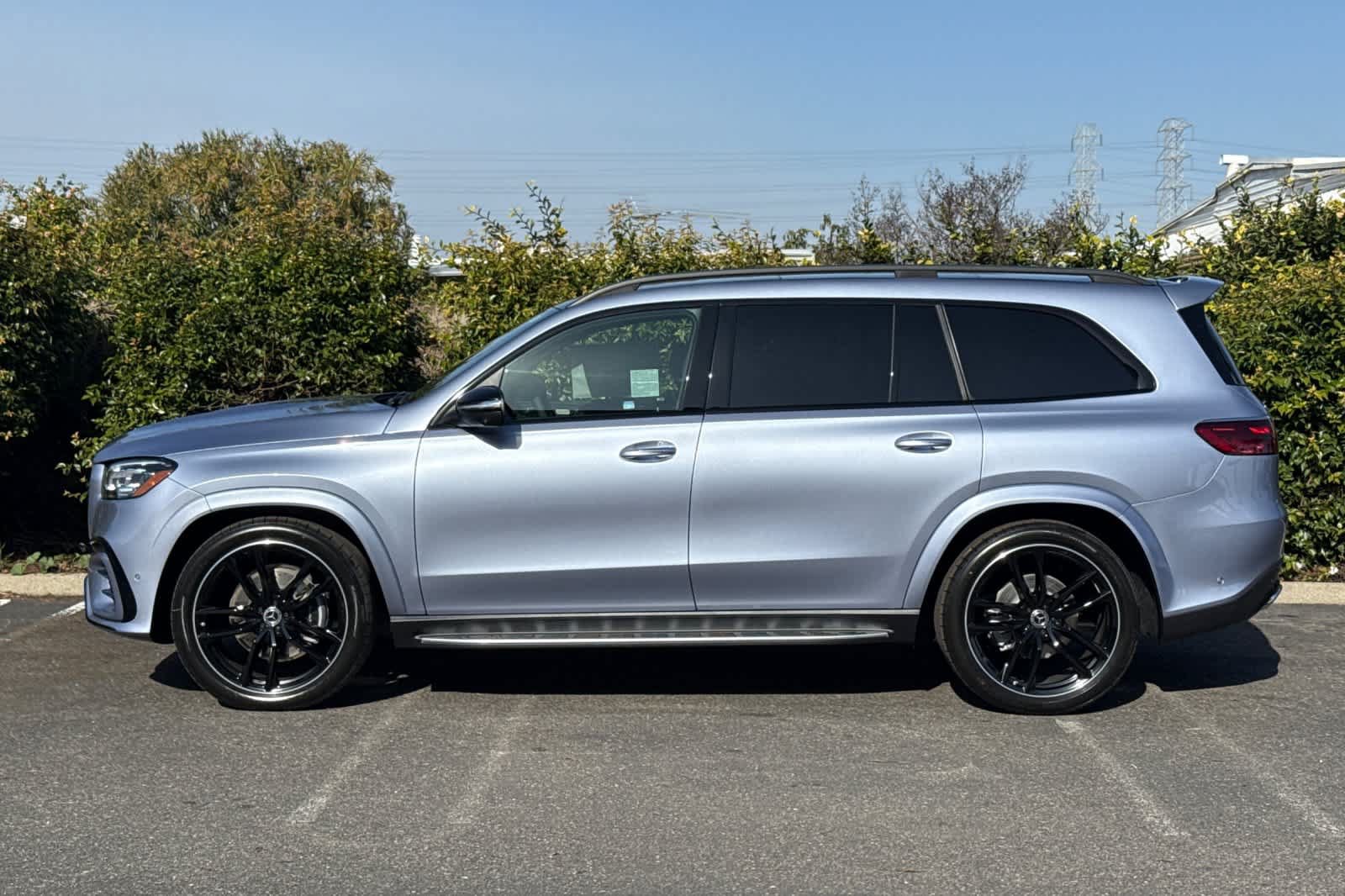 New 2026 Mercedes-Benz GLS 450 4MATIC image 6