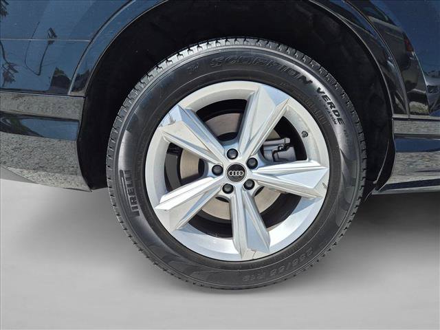 Certified 2023 Audi Q7 2.0T Premium Plus AWD/4WD image 9