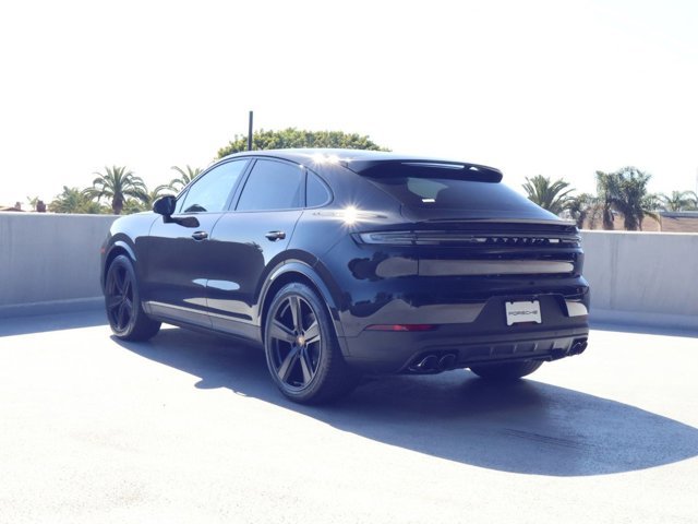 New 2026 Porsche Cayenne Coupe image 3
