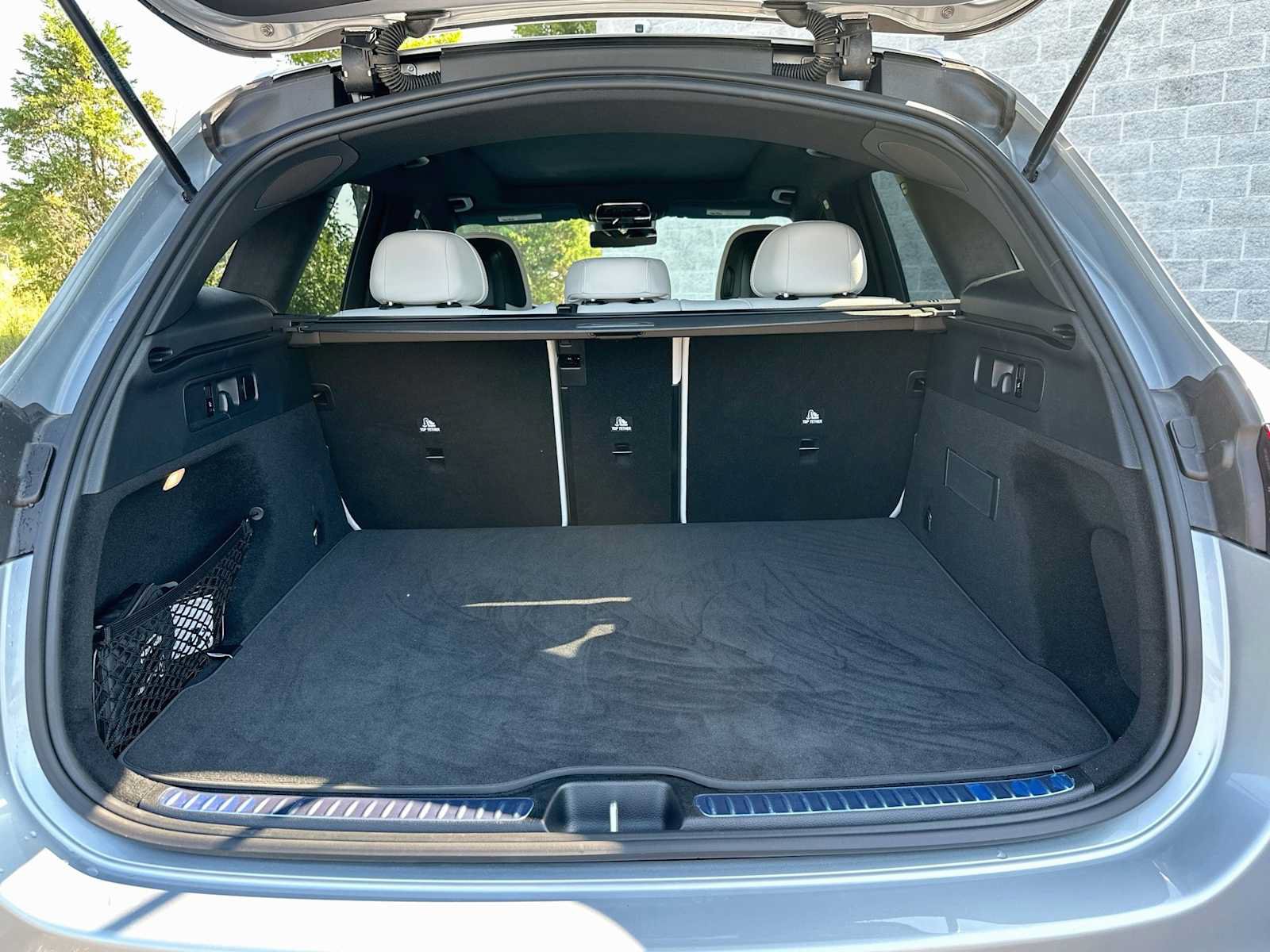 Used 2025 Mercedes-Benz GLC 300 4MATIC image 27