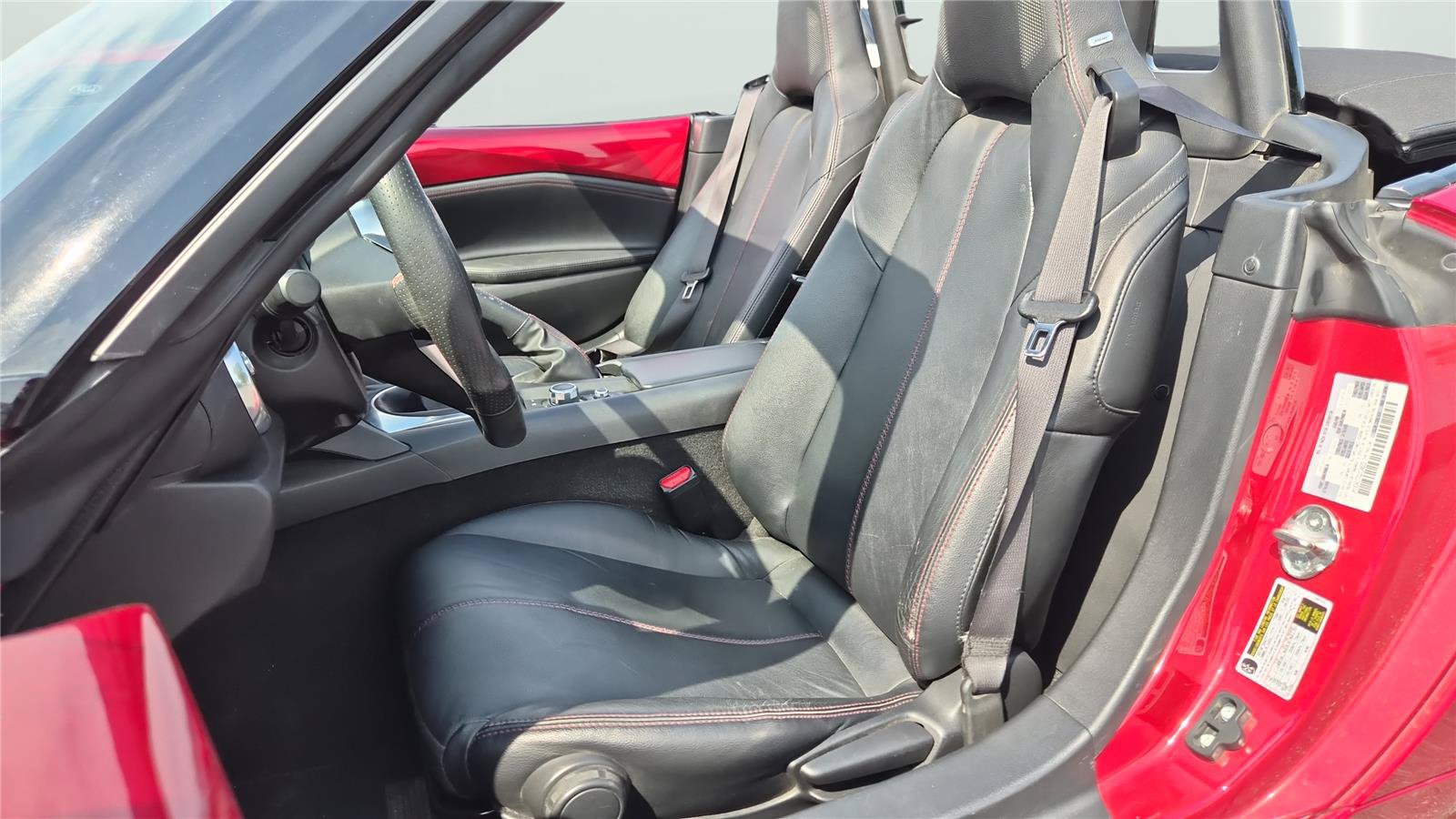 Used 2016 MAZDA MX-5 Miata Grand Touring RWD image 10