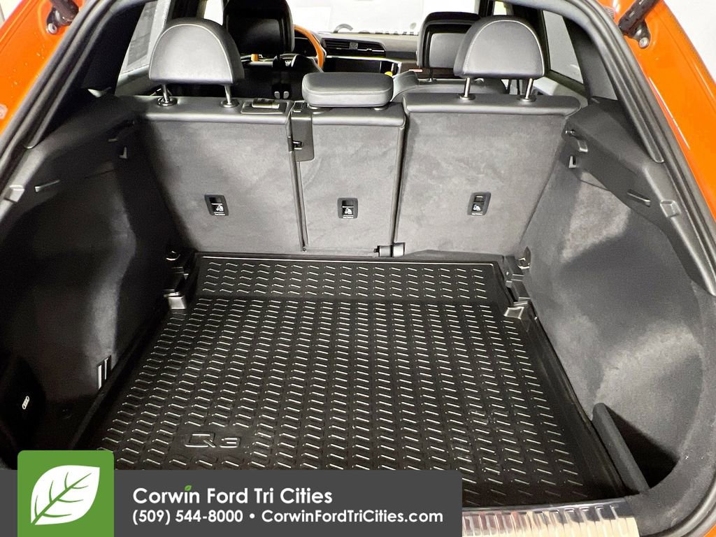 Used 2023 Audi Q3 2.0T Premium Plus w/ Premium Plus Package image 15