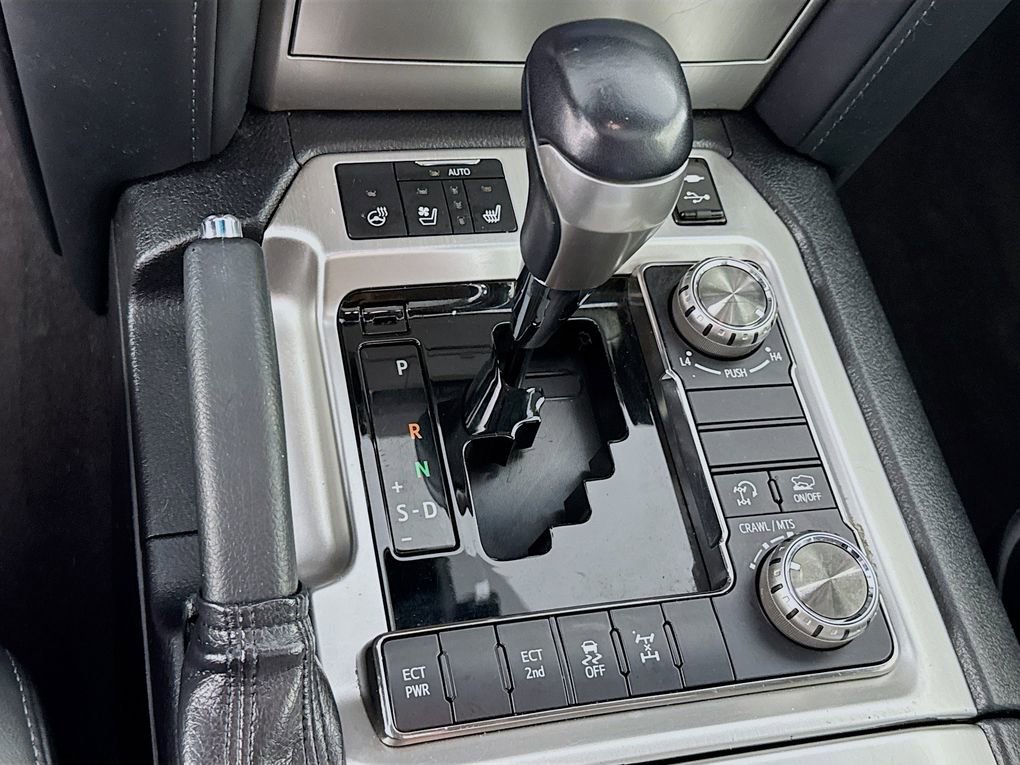 Used 2019 Toyota Land Cruiser image 22