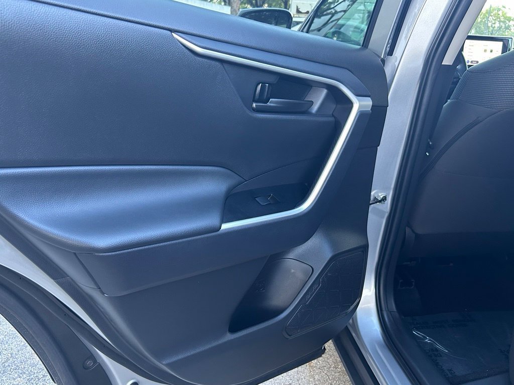 Used 2024 Toyota RAV4 LE FWD image 41