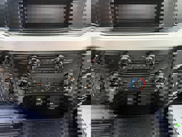 New 2026 Ford F550 4x4 Regular Cab Super Duty image 13