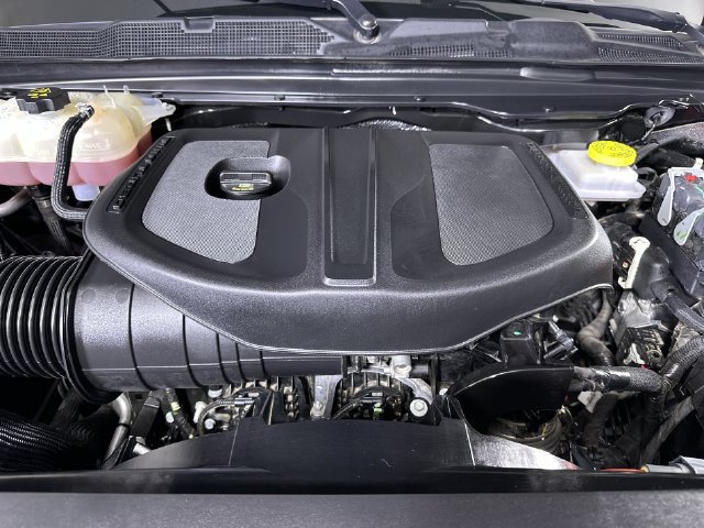 Used 2025 RAM 1500 Big Horn AWD/4WD image 31